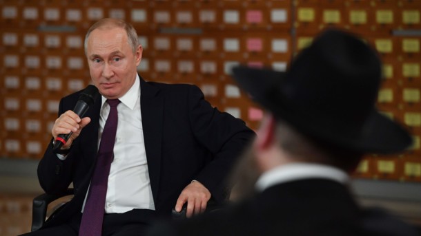 Путин пошутил о'бедных евреях в оккупированном Крыму соцсети возмущены