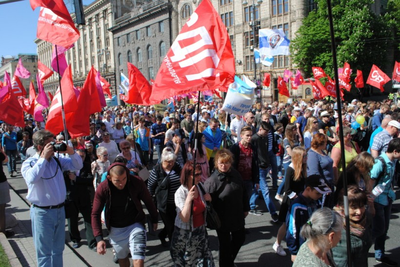 В Киеве прошел Марш трудящихся под пристальным вниманием силовиков (ФОТО, ВИДЕО)
