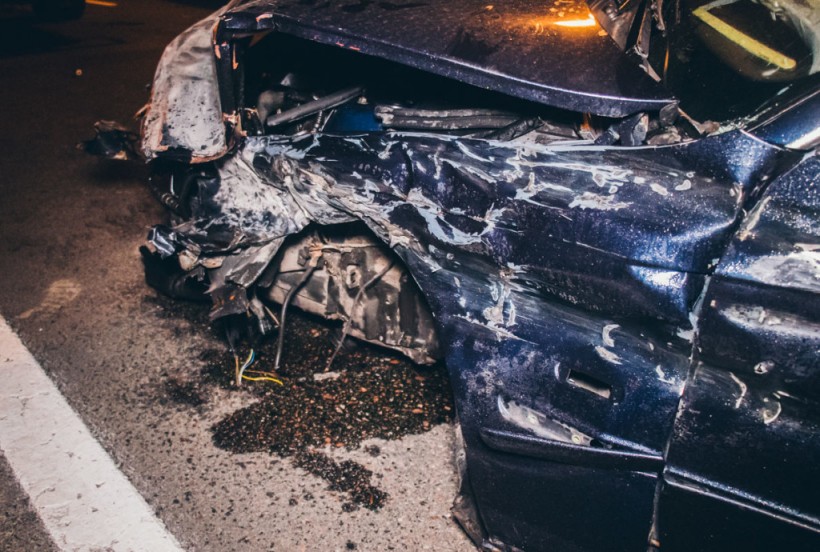 100 километров в час: В Киеве на Южном мосту у BMW на «евробляхах» отвалилось колесо на ходу (ФОТО, ВИДЕО)