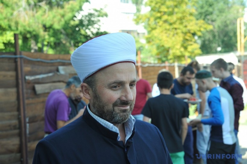 Порошенко поздравил мусульман Украины с Курбан-Байрамом