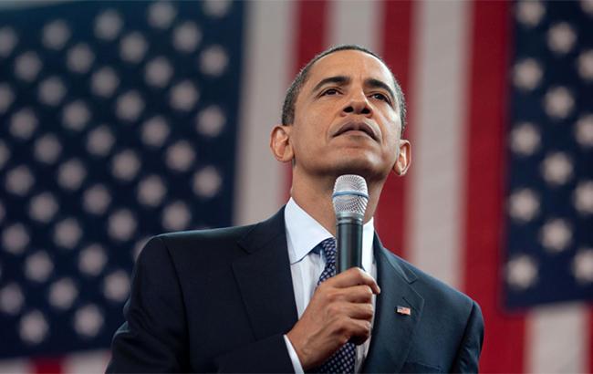 Обама обвиняет Трампа и республиканцев в "злоупотреблениях властью" Обама обвиняет Трампа и республиканцев в "злоупотреблениях властью"