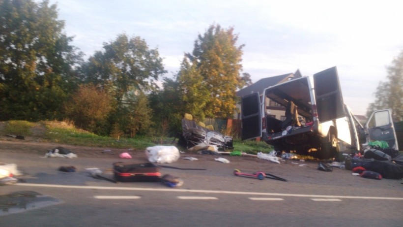 Автобус с украинцами попал в ДТП в России, есть погибшие - СМИ