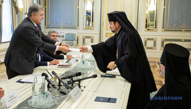 Порошенко встретился с экзархами Вселенского Патриарха Порошенко встретился с экзархами Вселенского Патриарха