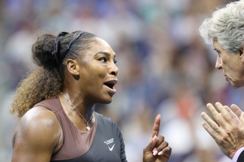 Серена Уильямс заявила о расовой дискриминации в теннисе Серена Уильямс заявила о расовой дискриминации в теннисе