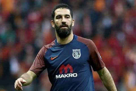 Игрока "Барселоны" обвиняют в причастности к попытке военного переворота в Турции в 2016 году Игрока "Барселоны" обвиняют в причастности к попытке военного переворота в Турции в 2016 году