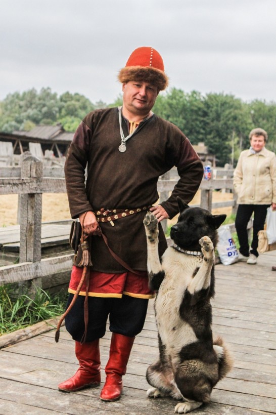 Под Киевом в «Парке Киевская Русь» пройдет фестиваль собак «Лохматые лапки» (ФОТО)