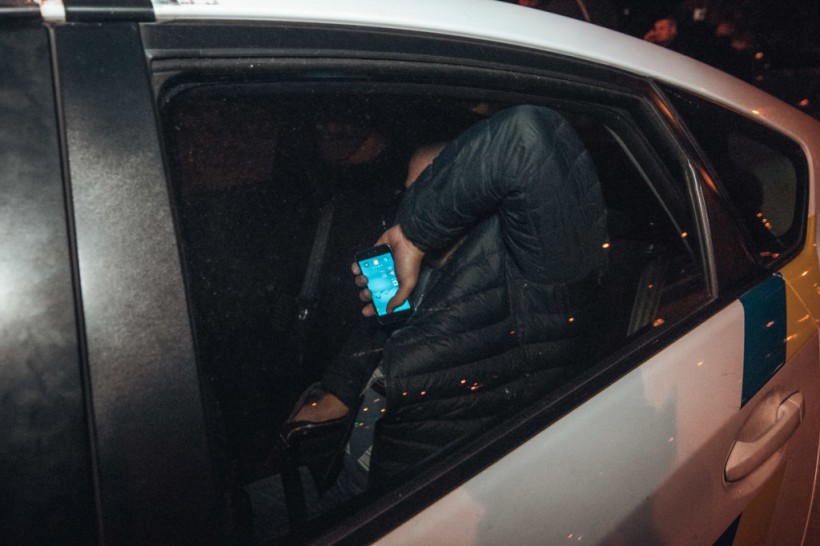 В Киеве пьяный мужчина на Subaru протаранил такси Uber с двумя пассажирами (ФОТО, ВИДЕО)