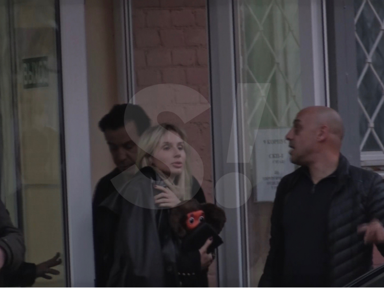 Солист Rammstein забрал Лободу с чебурашкой из больницы (ФОТО, ВИДЕО) 