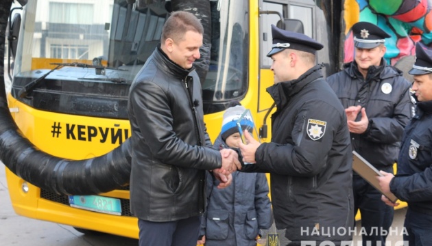 Нацполиция наградила лучшего водителя по версии «Автобуса-призрака»