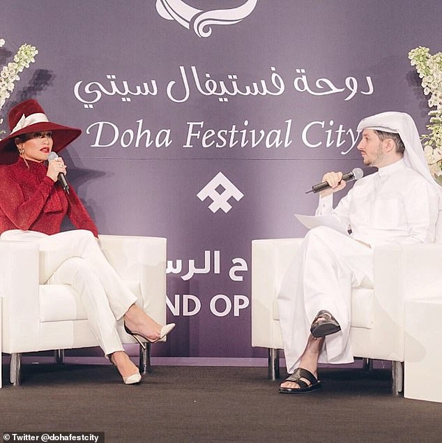 Дженнифер Лопес заработала два миллиона «зеленых» за 20 минут (ФОТО)