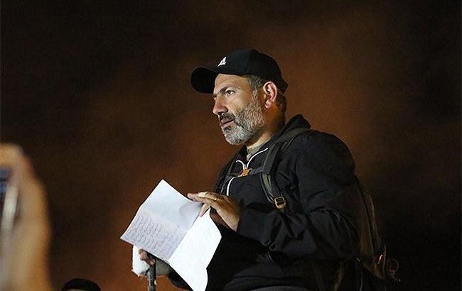 В Армении парламент второй раз не выбрал премьера, будут досрочные выборы В Армении парламент второй раз не выбрал премьера, будут досрочные выборы