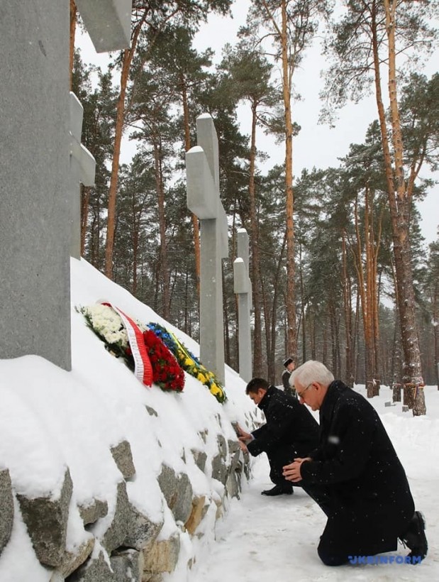Климкин и Чапутович почтили память жертв НКВД в Быковне