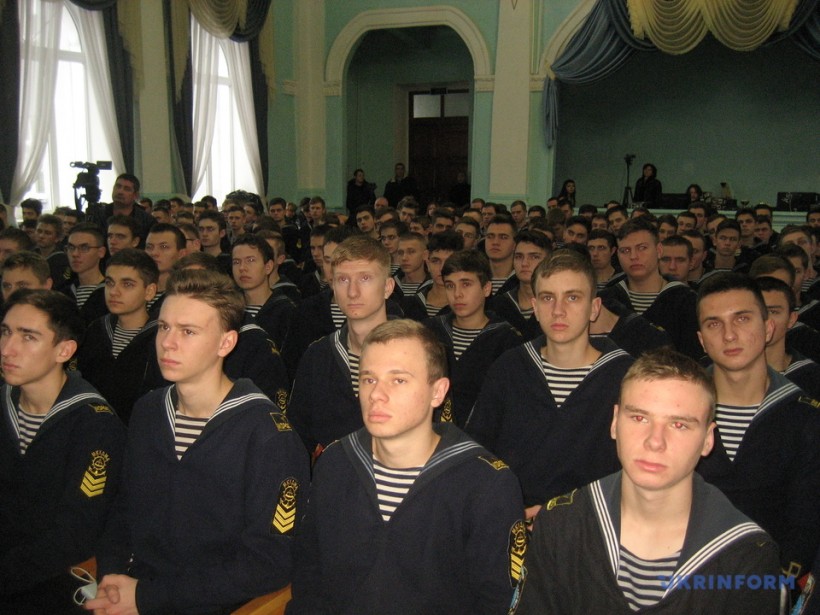 Молодежь должна знать не только официальную правду про Донбасс и Крым - Жемчугов