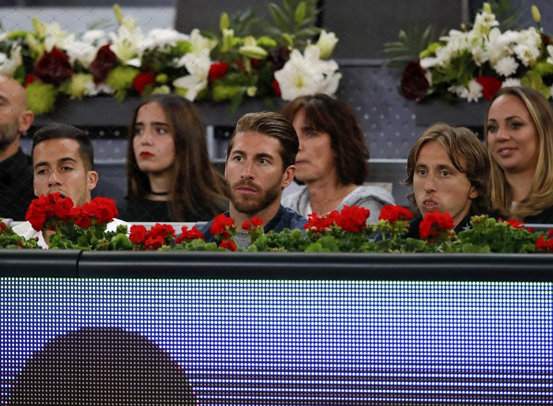 Игрок "Реала" прямо на поле назвал Модрича "хорватским де…мом" после финала Клубного чемпионата мира (видео) Игрок "Реала" прямо на поле назвал Модрича "хорватским де…мом" после финала Клубного чемпионата мира (видео)