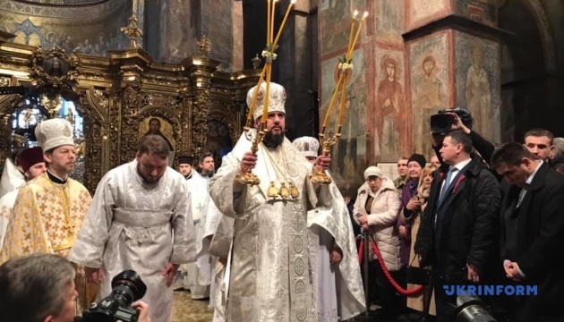 Рождественская литургия в Софии Киевской: представление Томоса