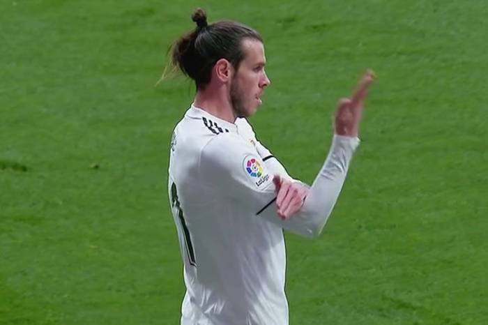 Игрок "Реала" показал фанам "Атлетико" неприличный жест, отмечая свой гол в ворота "матрасников" (фото)