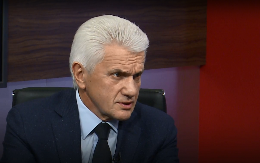 Литвин обвиняет власть в неуважении к афганцам