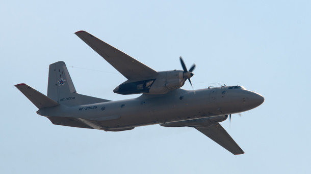 Новое ЧП с авиацией России: военный Ан-26 попал в аварию при посадке Новое ЧП с авиацией России: военный Ан-26 попал в аварию при посадке