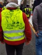	Во Франции снова бастуют "желтые жилеты": яркие фото и видео из  Парижа