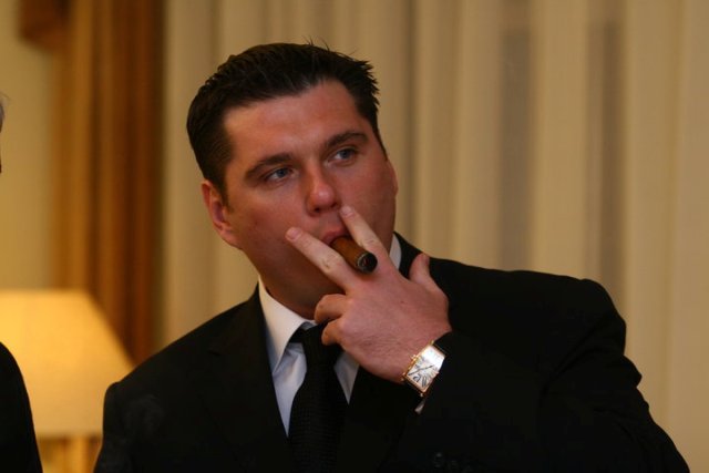 Депутат Мельничук рассказал о схеме "слива" госсредств брату главы КСУ