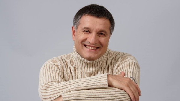 Три квартиры, сотни бутылок вина и миллионные доходы: Аваков показал декларацию Три квартиры, сотни бутылок вина и миллионные доходы: Аваков показал декларацию