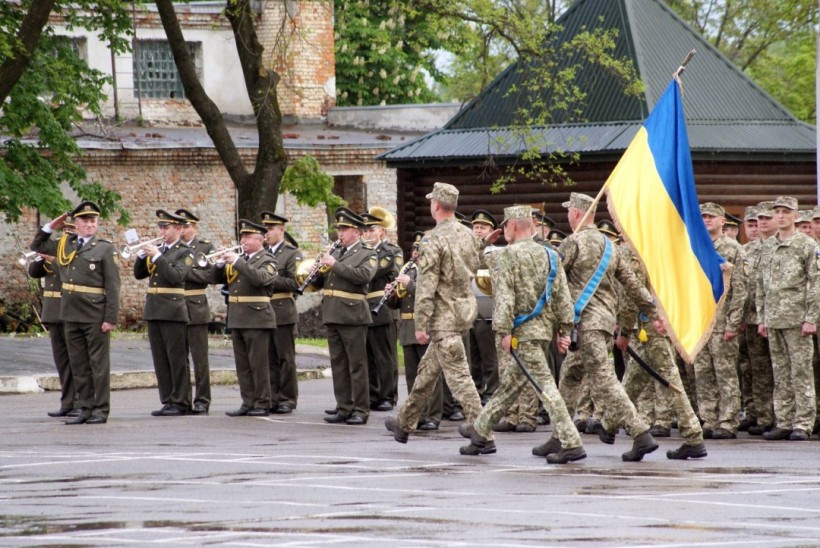 Украинские миротворцы десятой ротации улетели в Конго