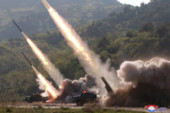 	Северная Корея провела ракетные учения: появились фото
