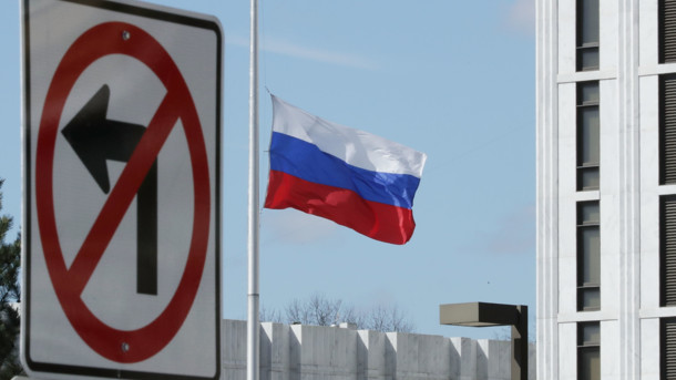 "Себе не навредим": экономисты оценили новые санкции Украины против России "Себе не навредим": экономисты оценили новые санкции Украины против России
