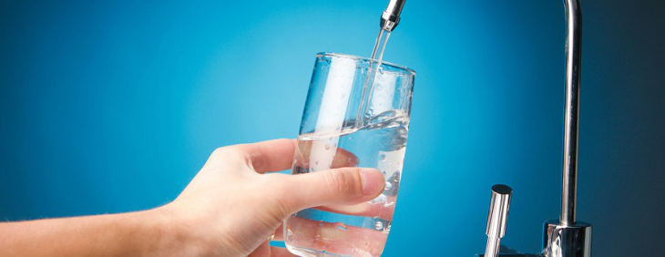 Почему стоит фильтровать воду
