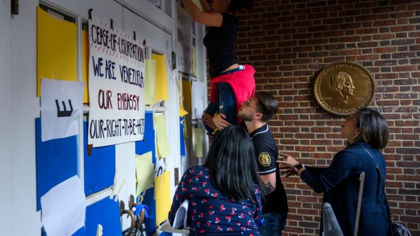 Куба может сыграть важную роль в преодолении кризиса в Венесуэле Куба может сыграть важную роль в преодолении кризиса в Венесуэле