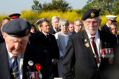 	75 лет с высадки в Нормандии: яркие фото с церемонии почтения памяти солдат