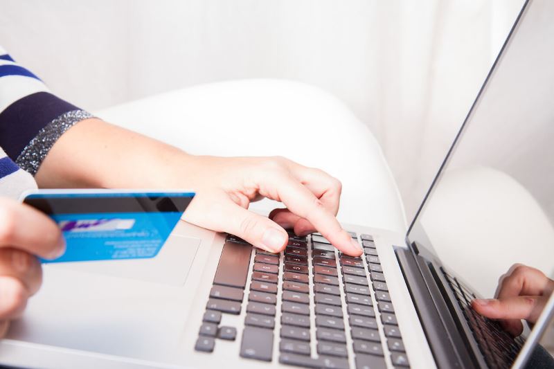 Can you pay a capital one credit card online