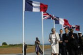 	75 лет с высадки в Нормандии: яркие фото с церемонии почтения памяти солдат