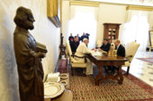 	Папа Римский принял Путина в Ватикане: президент России снова опоздал