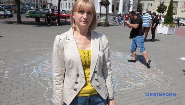 Мать Кольченко поддержала акцию “За гранью” по случаю дня рождения Сенцова