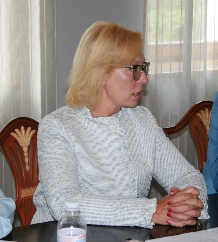 Денисова встретилась с родственниками украинских политзаключенных
