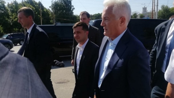 В Москве ответили на предложение Зеленского по обмену Вышинского на Сенцова В Москве ответили на предложение Зеленского по обмену Вышинского на Сенцова