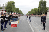 	Франция отмечает День взятия Бастилии: фото и видео парада в Париже