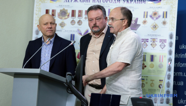 Создателей наград отметили орденами “За развитие Украины”