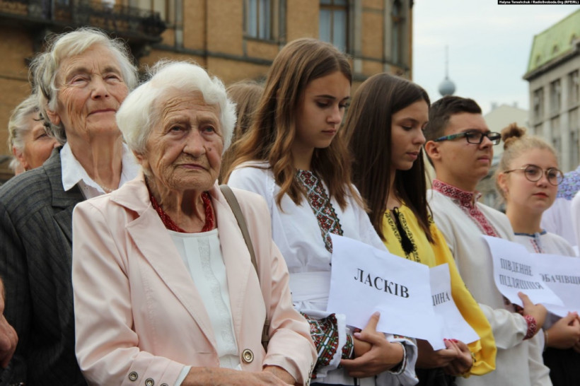 Во Львове почтили память жертв 75-й годовщине депортации украинцев из Польши