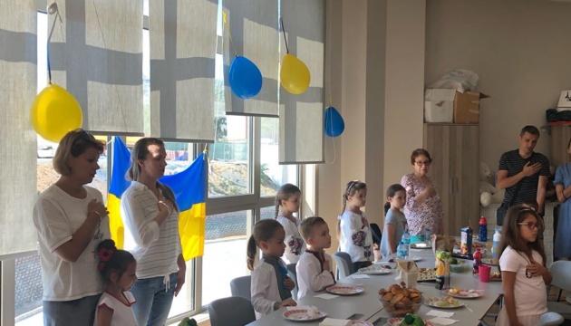 В Стамбуле учебный год начался еще в одной украинской школе