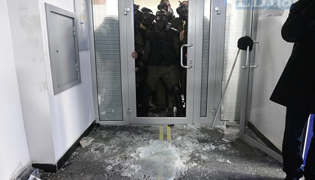 Сторонники Филарета штурмовали суд в Киеве, пятеро  - в полиции