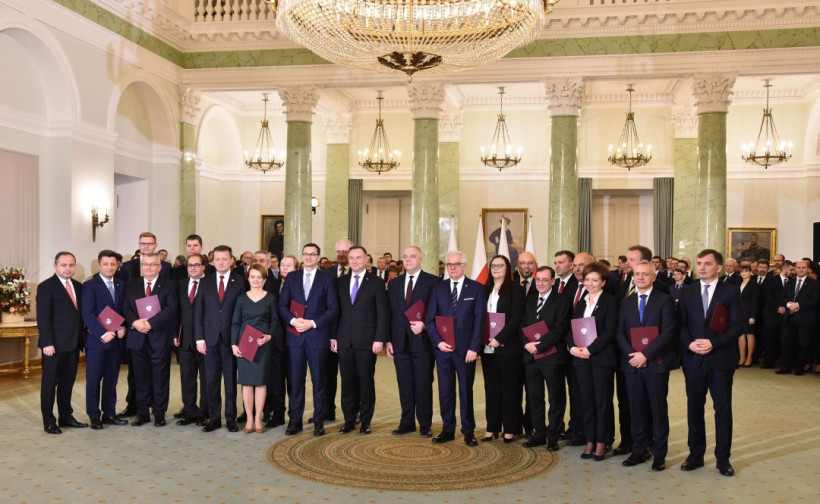 Сравниваем заработки членов правительства в Украине и ЕС, или Где ты, наш Аденауэр?
