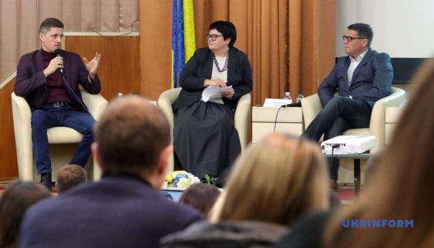Сущенко поддерживает создание в Украине структуры, регулирующей информпространство