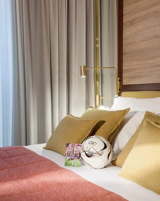 Роналду в Мадриде открывает свой новый отель (фото)