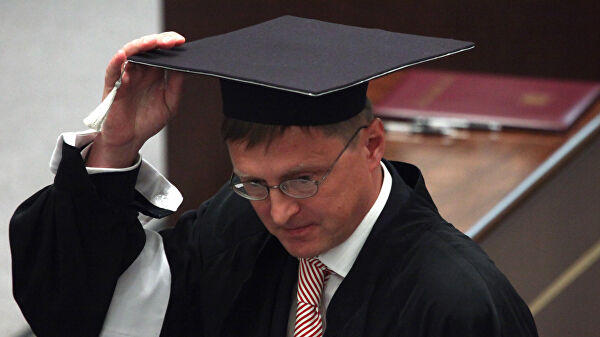 Член КС РФ Константин Арановский.