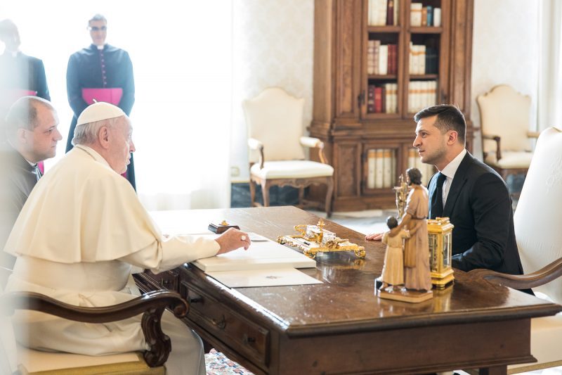 Папа Франциск и Владимир Зеленский