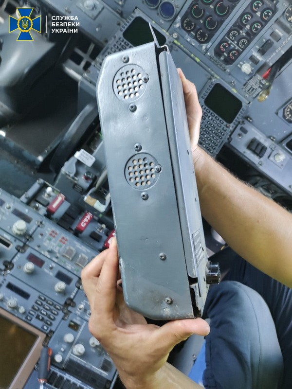 СБУ разоблачила схему некачественного ремонта самолетов, которая могла привести к катастрофе