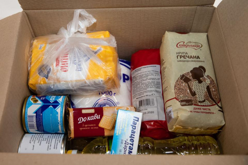 Фонд Порошенко отправил 3 000 продуктовых наборов 