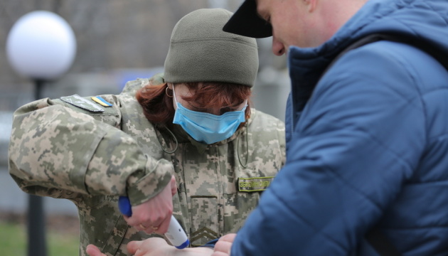 В Киевском военном госпитале достаточно тестов для коронавируса — МОУ